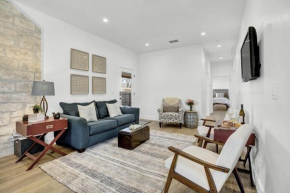 New! Luxurious Home 1Blk to Main w FirePit